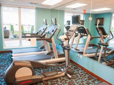 Fairfield Inn & Suites By Marriott Springfield Northampton/Amherst מראה חיצוני תמונה